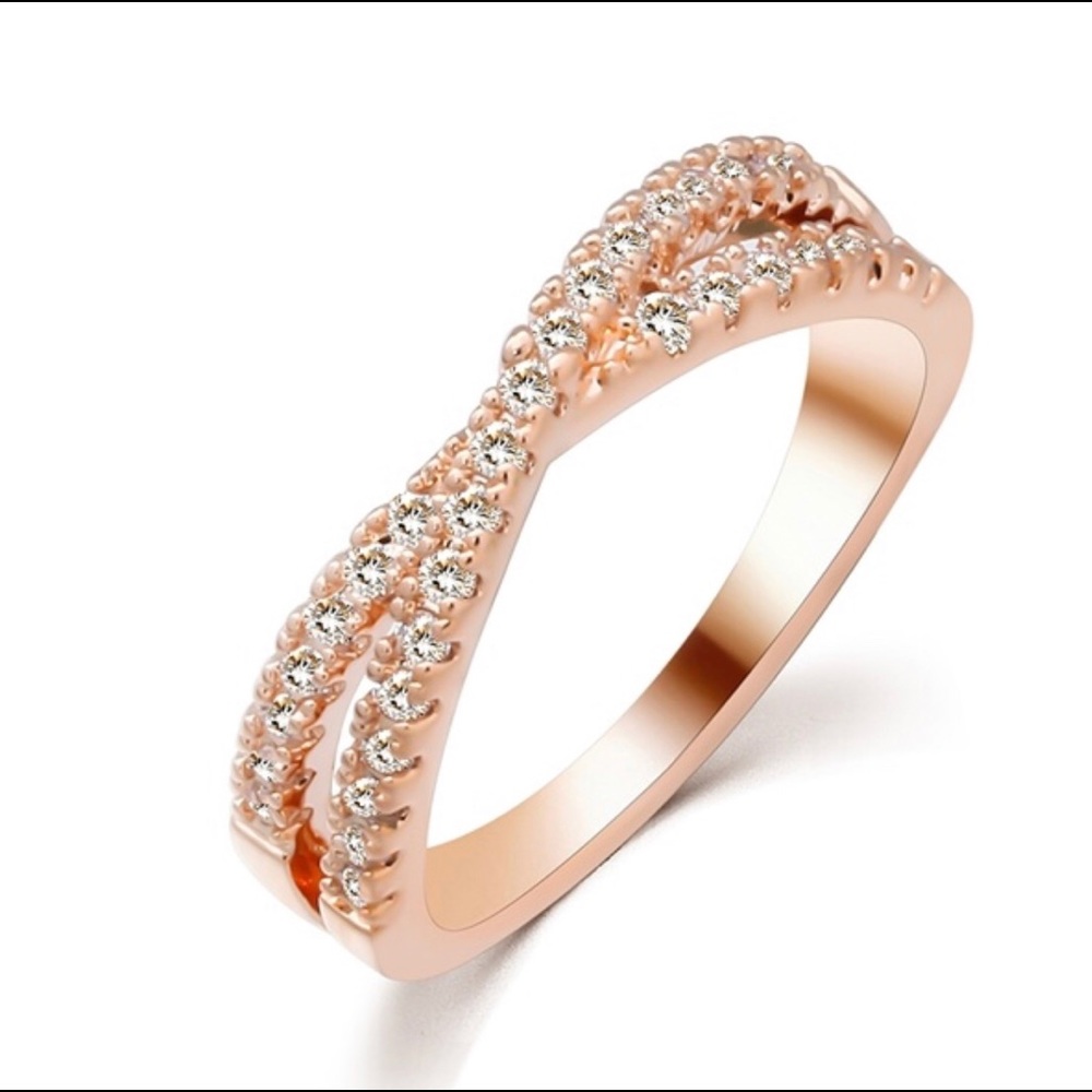 Ladies Fashion Rose Gold Ring Size 5 1/2